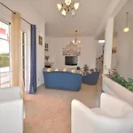 بيت للعطل Spacious With Private Pool