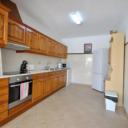 Spacious In The Typical Portuguese Style With Private Swimming Pool Near