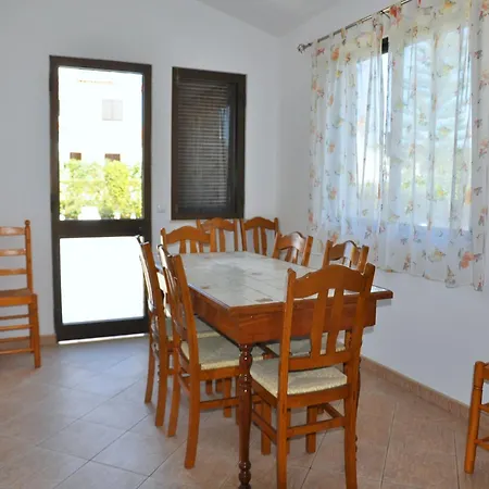 Spacious In The Typical Portuguese Style With Private Swimming Pool Near Holiday home Vilamoura