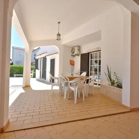 Spacious In The Typical Portuguese Style With Private Swimming Pool Near